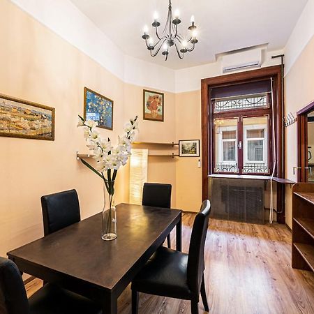 Oktogon Beautiful Relaxing Apartment Budapesta Exterior foto