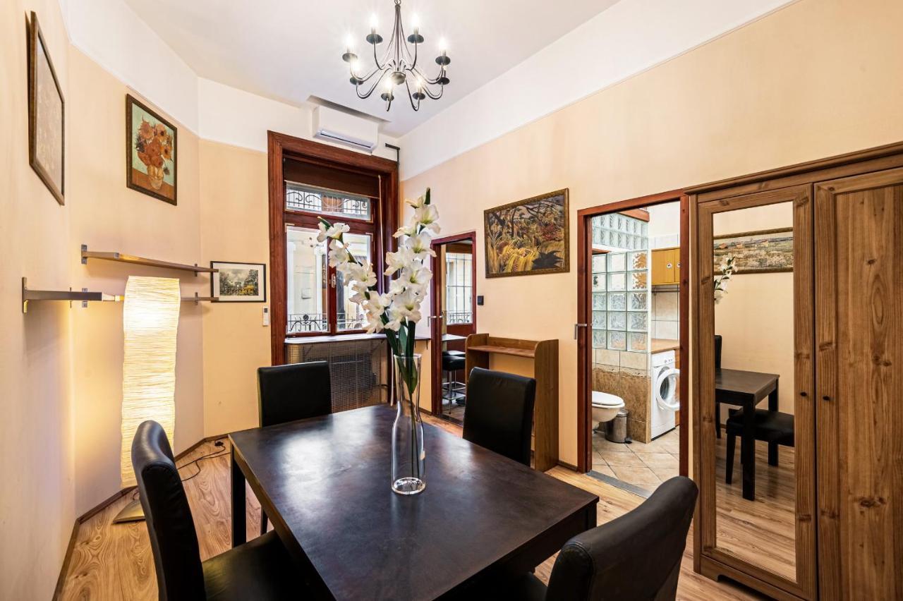 Oktogon Beautiful Relaxing Apartment Budapesta Exterior foto
