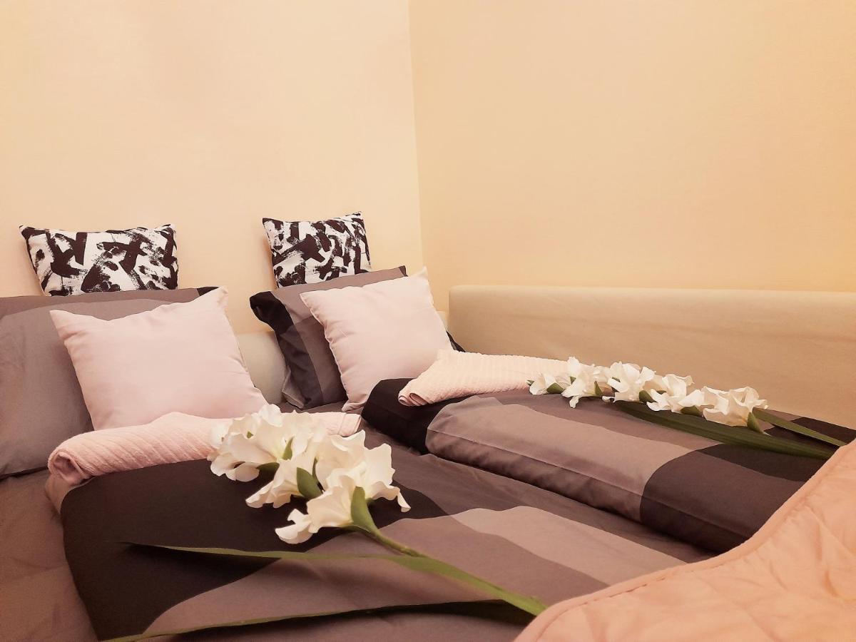 Oktogon Beautiful Relaxing Apartment Budapesta Exterior foto